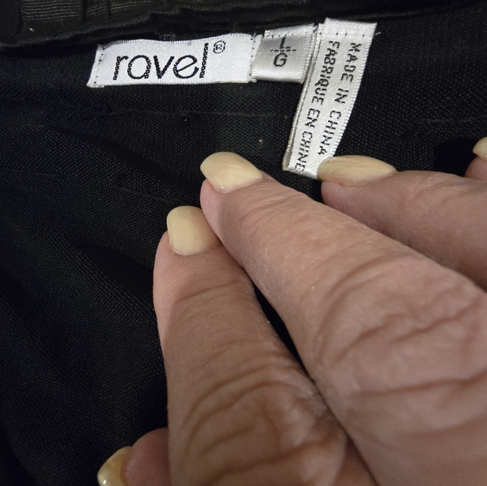 Ravel Black Ruffled Cardigan - Picture 4 of 5
